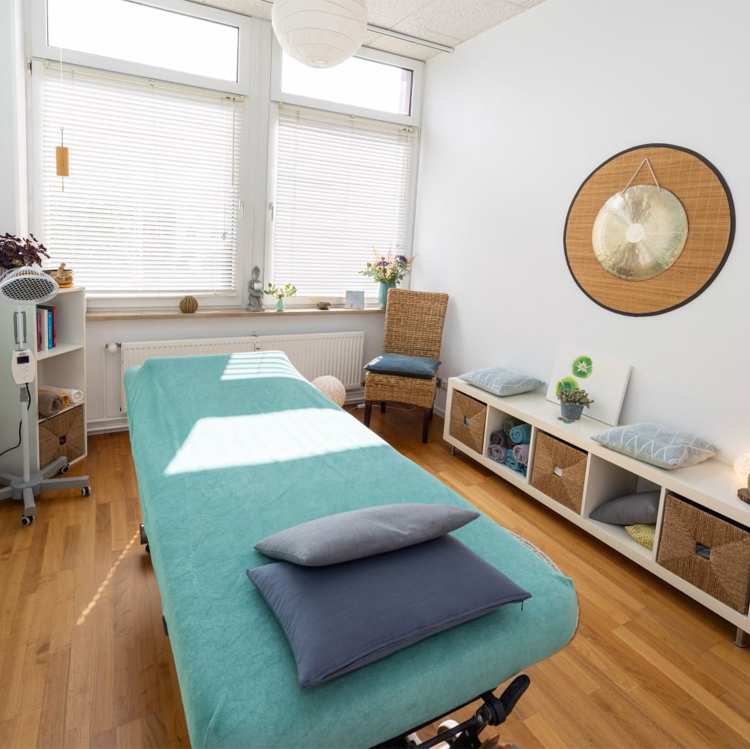 Manuelle Therapien Ergänzende Behandlungen in Hamburg-Altona Manuelle Therapien Ergänzende Behandlungen in Hamburg-Altona